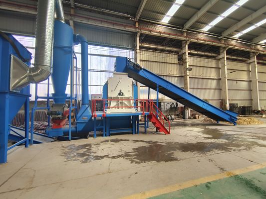 工業用木材用 割れ割れする機械 355kW 電力 6000 kg 容量