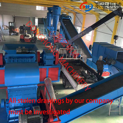 壁とパレットのための木材粉砕機 2500*2800*1900mm 8000 KG ディスククラッシャーマシン