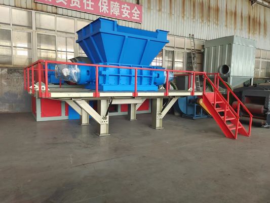 漁網やフィルムチューブ用廃棄物用プラスチック製の織布袋の二軸スレッダー