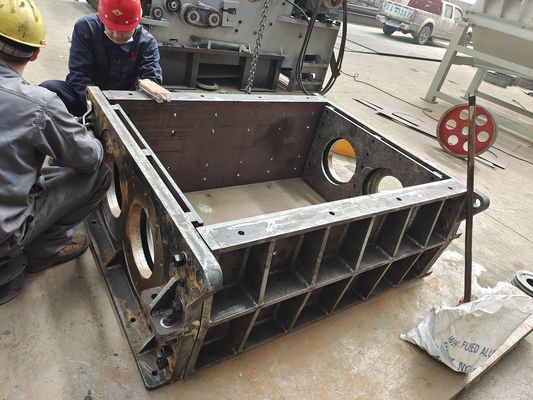 漁網やフィルムチューブ用廃棄物用プラスチック製の織布袋の二軸スレッダー