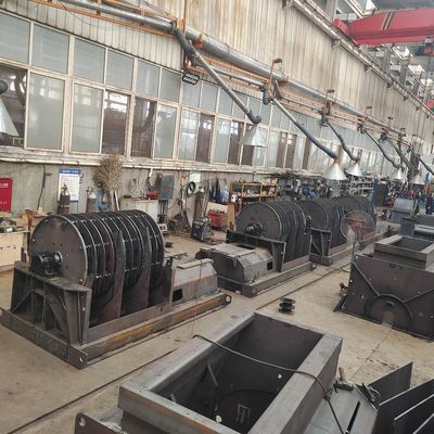 ハンマー型 水滴粉砕機 幅広く木片粉砕 ビデオ技術サポート